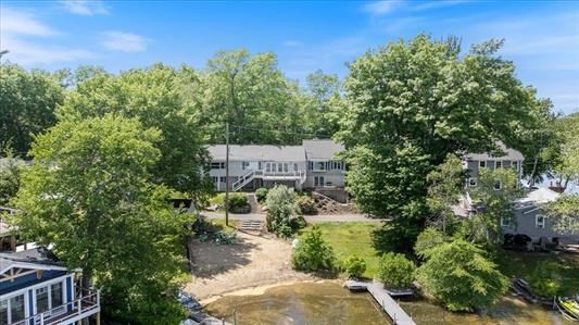 81 Conleys Grove Road Derry, NH 03038 - Photo 3 of 37