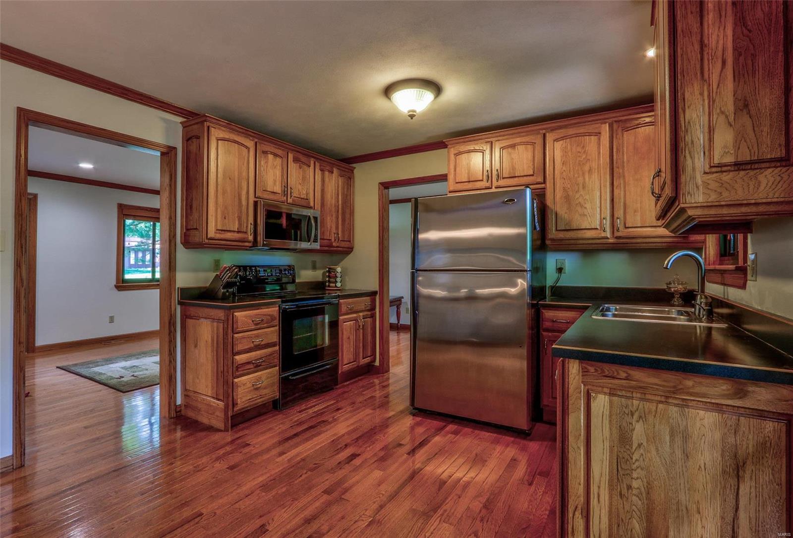 134 Rue Grand Drive Lake St. Louis, MO 63367 - Photo 4 of 31