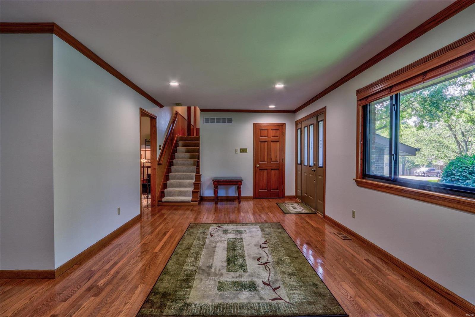 134 Rue Grand Drive Lake St. Louis, MO 63367 - Photo 10 of 31