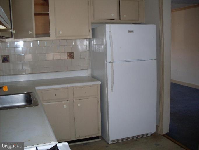 737 Seawall Road Essex, MD 21221 - Photo 3 of 7 Kitchen #2