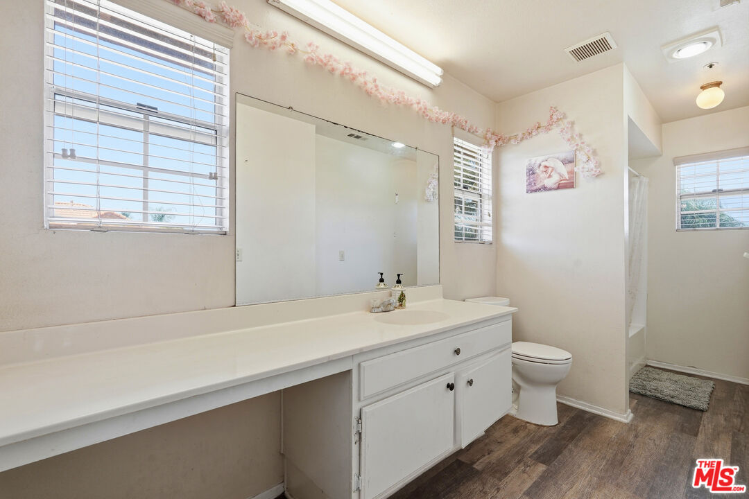 365 East Vodden Street Rialto, CA 92376 - Photo 13 of 18