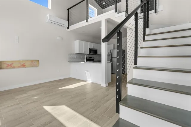 a view of entryway and hall