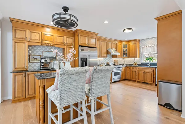 $574,900 | 2099 Black Oak Drive, Memphis, TN 38119