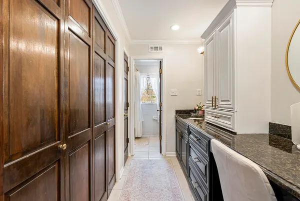$574,900 | 2099 Black Oak Drive, Memphis, TN 38119
