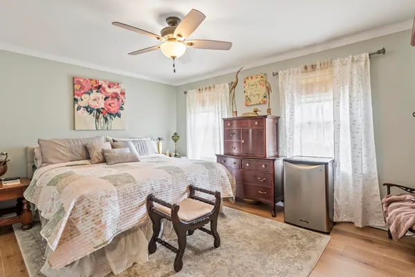 $574,900 | 2099 Black Oak Drive, Memphis, TN 38119