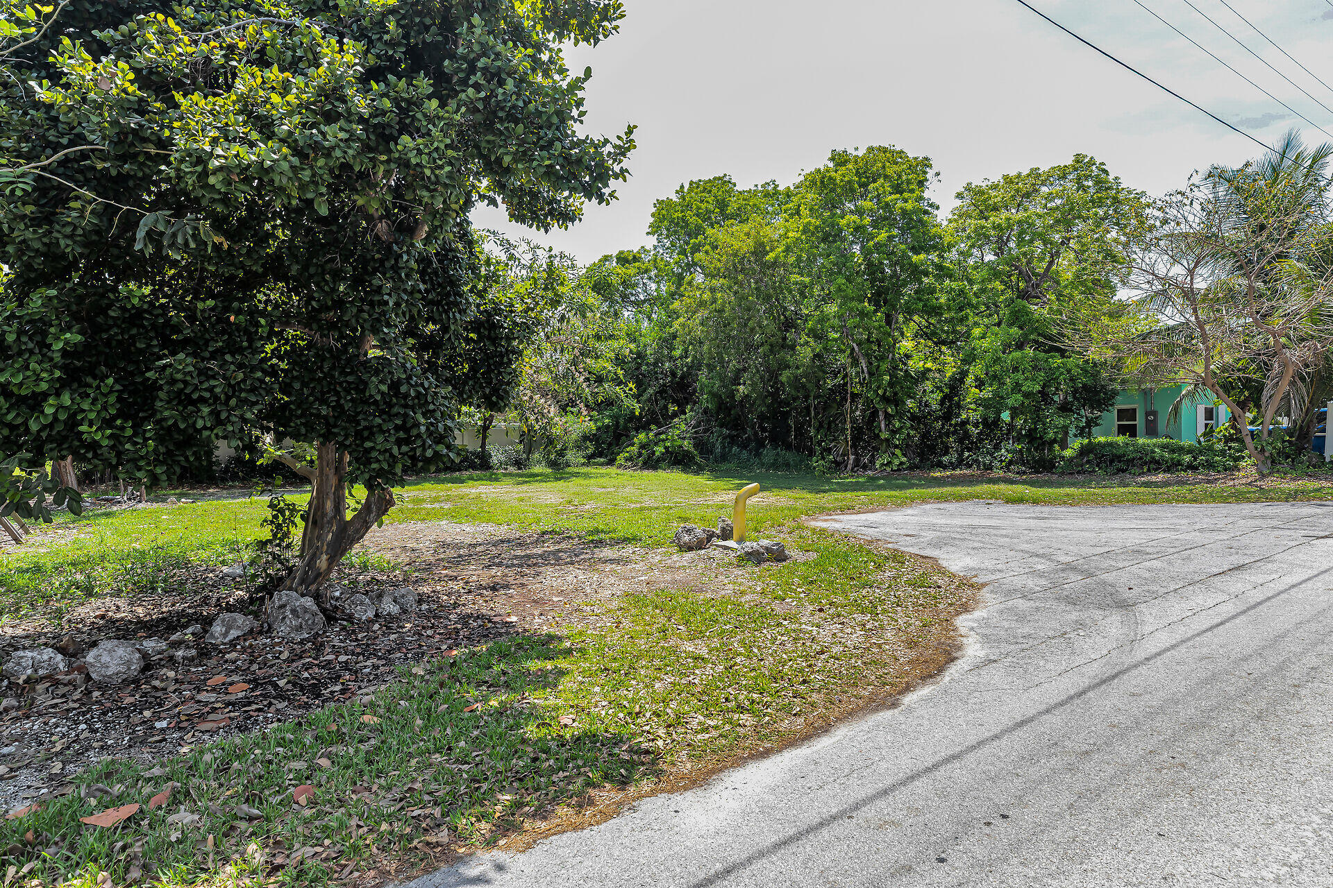104 South Hammock Road Islamorada, FL 33036 - Photo 7 of 10 104 S Hammock-7