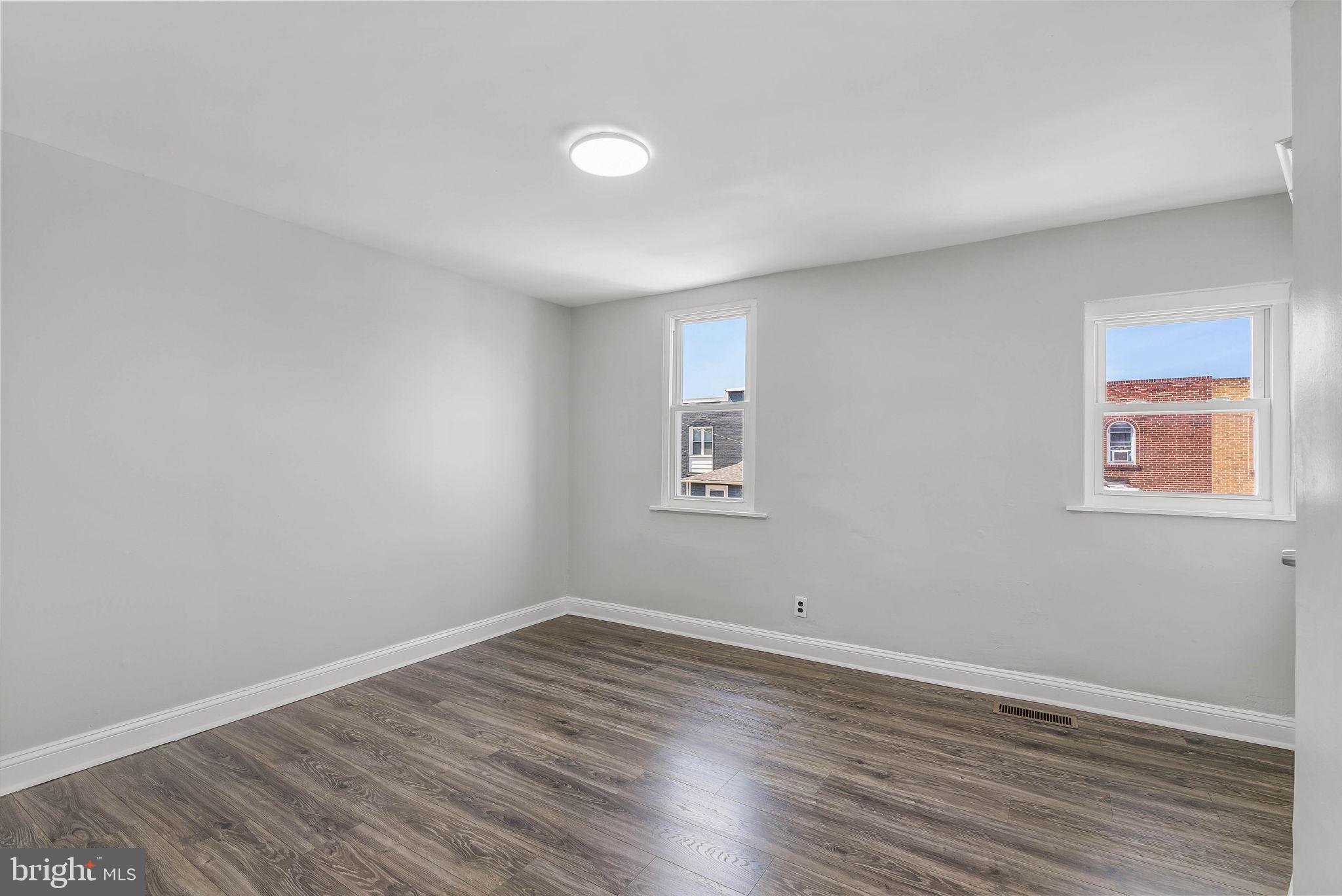 7052 Aberdeen Road Upper Darby, PA 19082 - Photo 14 of 27
