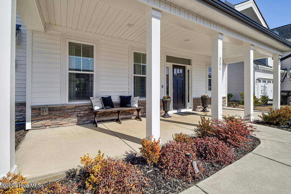 206 Abaco Way Hampstead, NC 28443 - Photo 2 of 48 IMG_0645_6_7