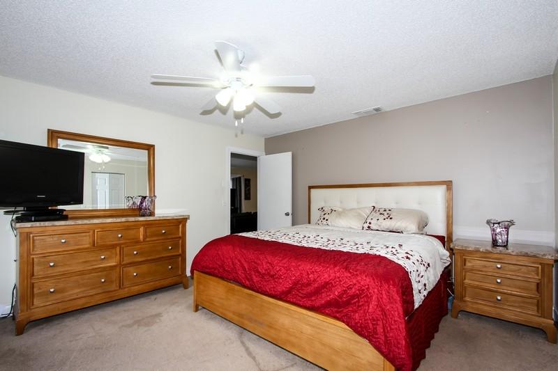 183 Raintree Trail Jupiter, FL 33458 - Photo 6 of 11 Master Bedroom