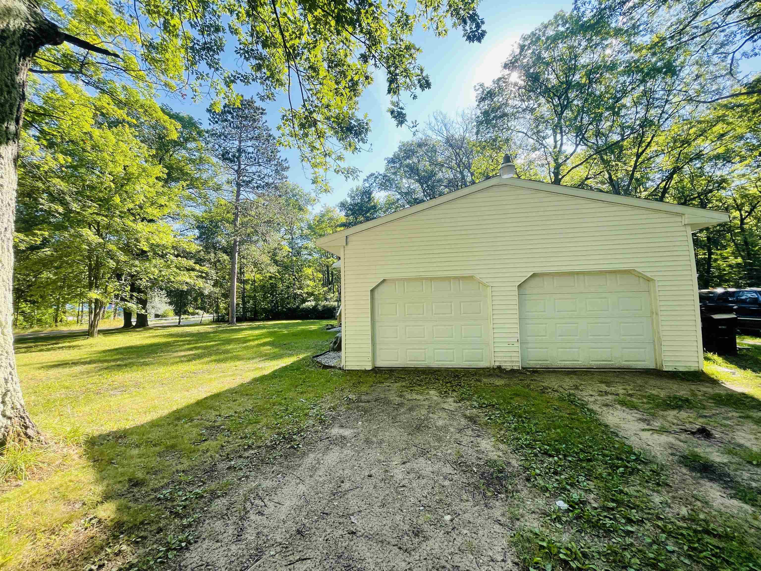 9250 East 22 Road Manton, MI 49663 - Photo 15 of 66 1903996-14.JPG