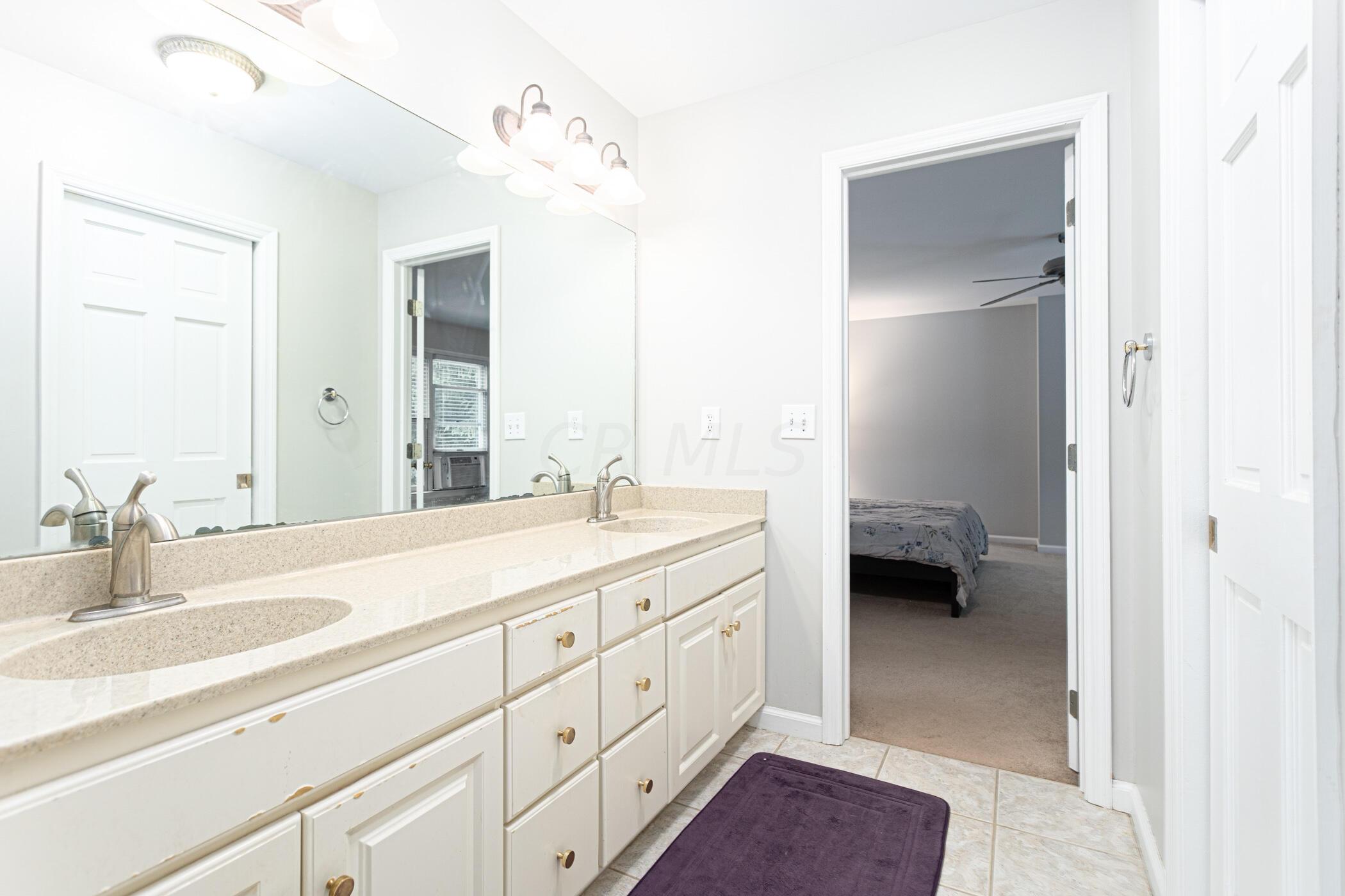2751 Zollinger Road Columbus, OH 43221 - Photo 33 of 62 2751 Zollinger Rd -82