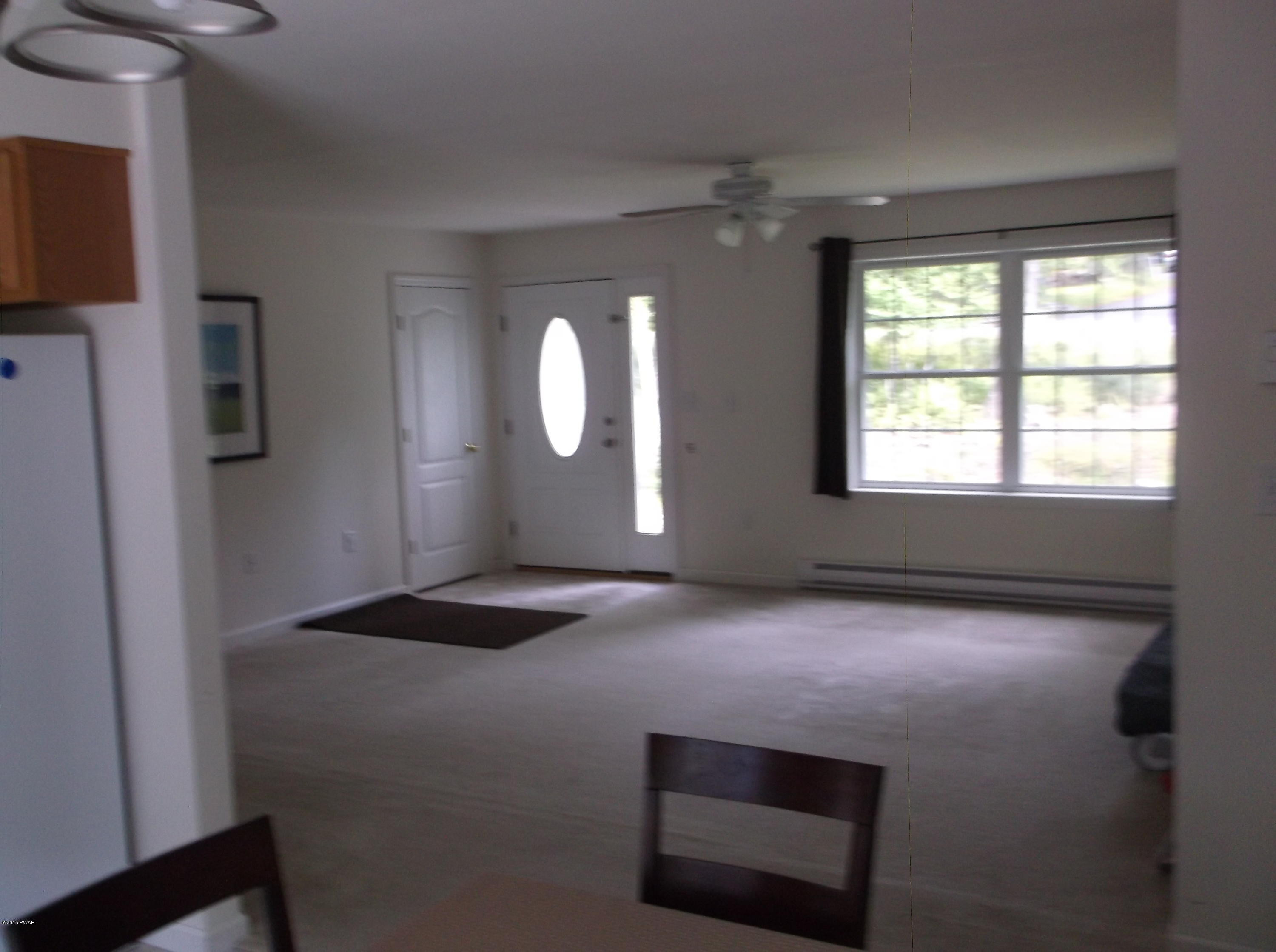 143 Squirrel Road Dingmans Ferry, PA 18328 - Photo 10 of 11