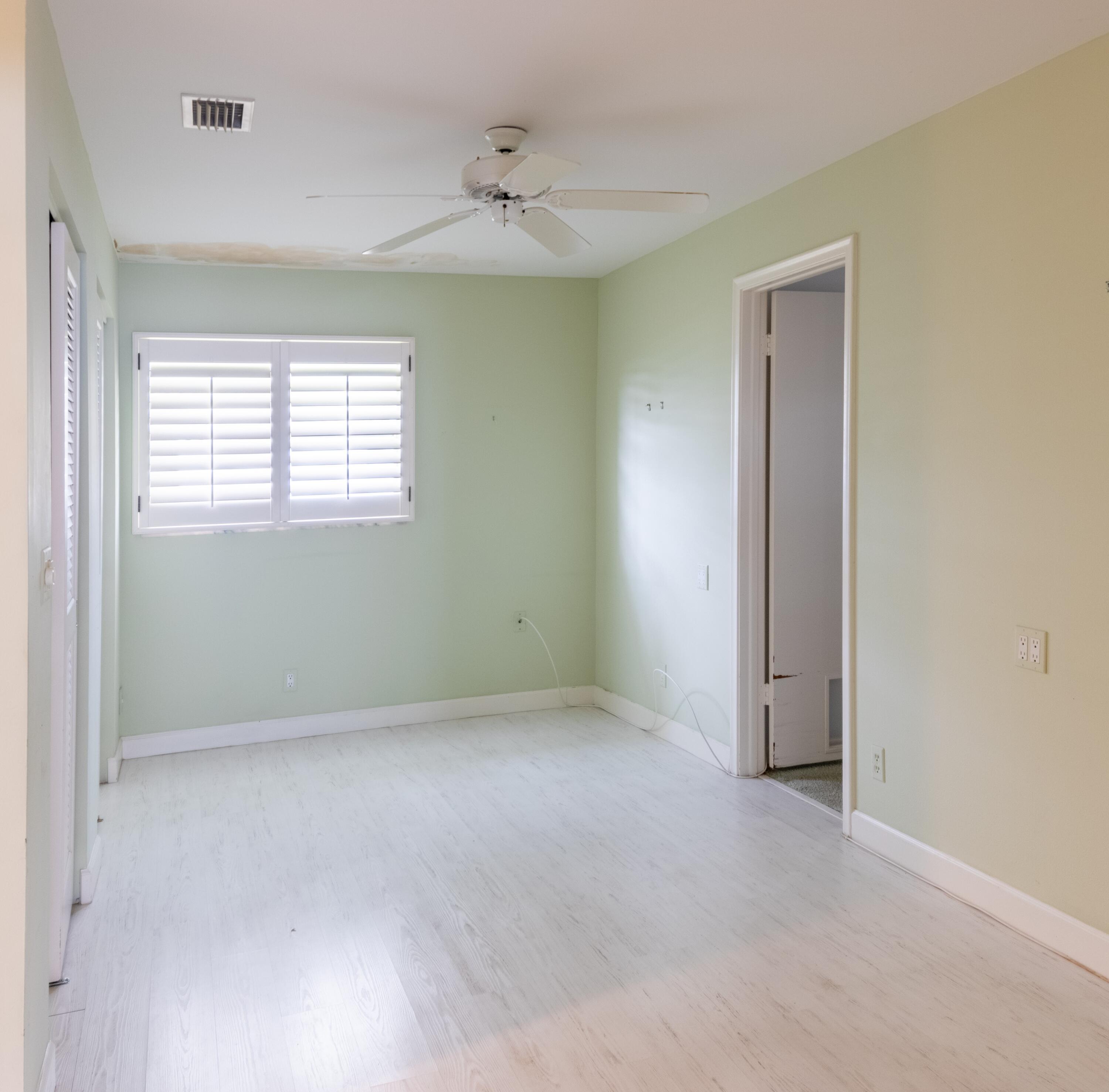 1805 Southwest Roma Way Boynton Beach, FL 33426 - Photo 16 of 28 Dressing Room / BR 1