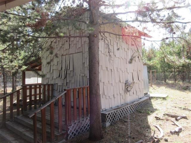 53435 Deep Woods Road La Pine, OR 97739 - Photo 19 of 19 Final outbuilding offers fully enclosed