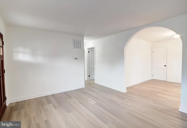 $2,800 | 412 Lee Place, Frederick, MD 21702