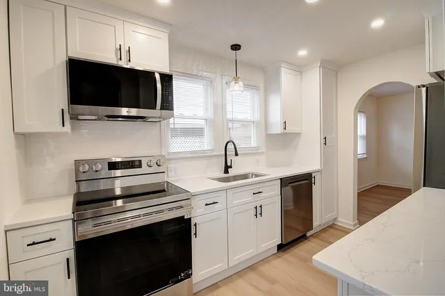 $2,800 | 412 Lee Place, Frederick, MD 21702