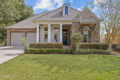 $560,000 | 404 Summer Morning Court, Lafayette, LA 70508