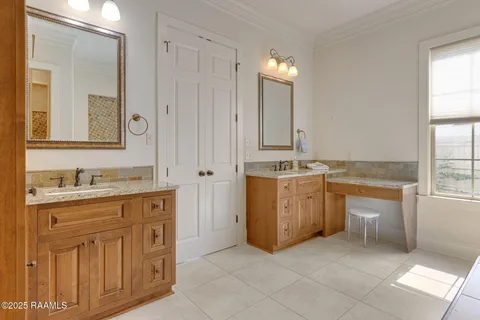 $560,000 | 404 Summer Morning Court, Lafayette, LA 70508