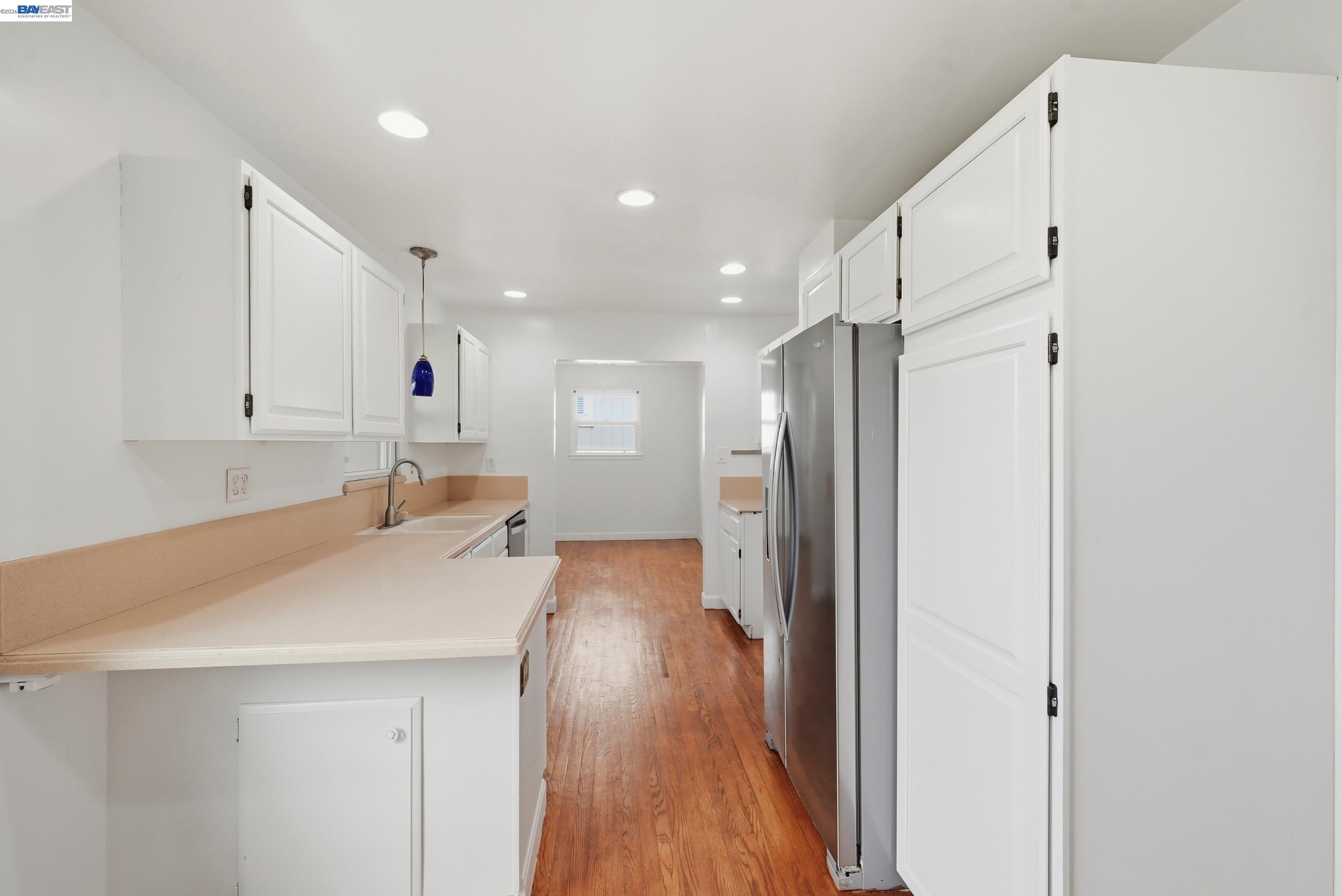 17119 Rolando Avenue Castro Valley, CA 94546 - Photo 11 of 59 Gallery Image 11