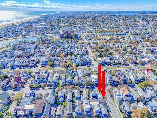 a city view with lot of items and trees