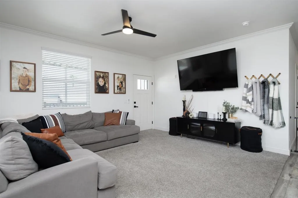 9395 Harritt Road, Unit 75 Lakeside, CA 92040 - Photo 12 of 26