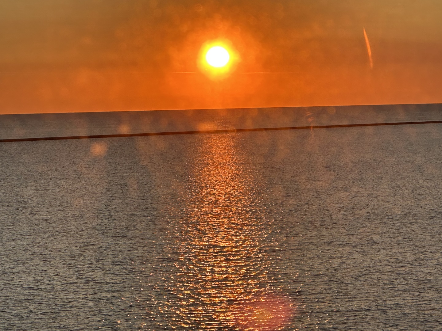 860 North Lake Shore Drive, Unit 5M Chicago, IL 60611 - Photo 4 of 11 a view of a ocean view