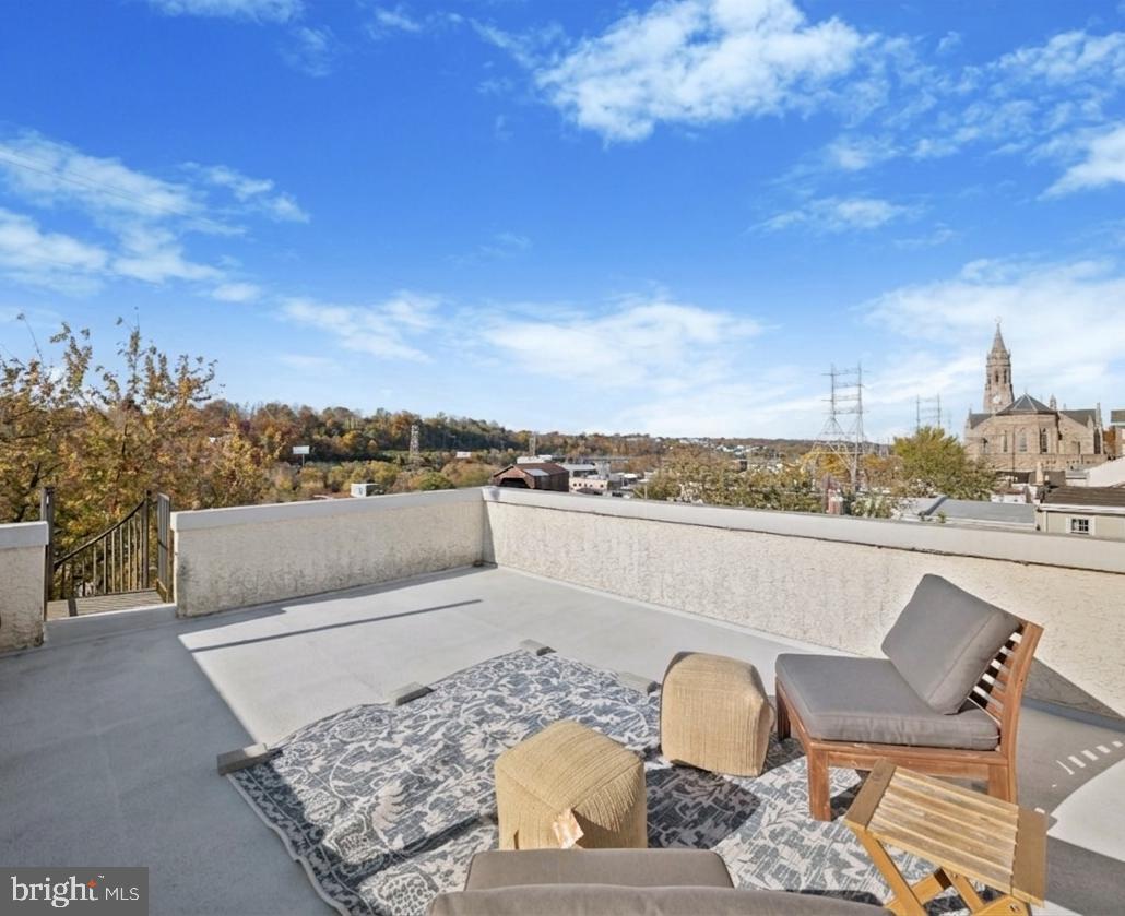 4128 Apple Street Philadelphia, PA 19127 - Photo 22 of 25 Full rooftop deck with breathtaking 360º views!