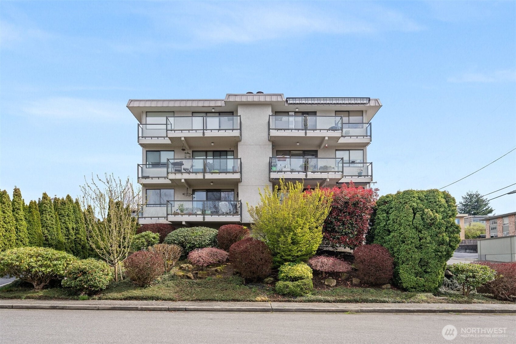 217 Alder Street, Unit 101 Edmonds, WA 98020 - Photo 2 of 36