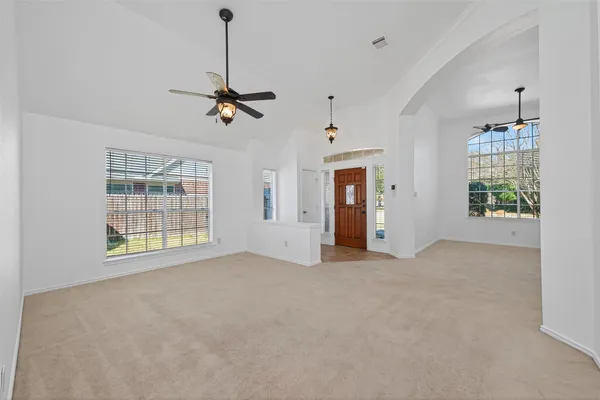$2,550 | 15619 Winding Valley Drive, Houston, TX 77095