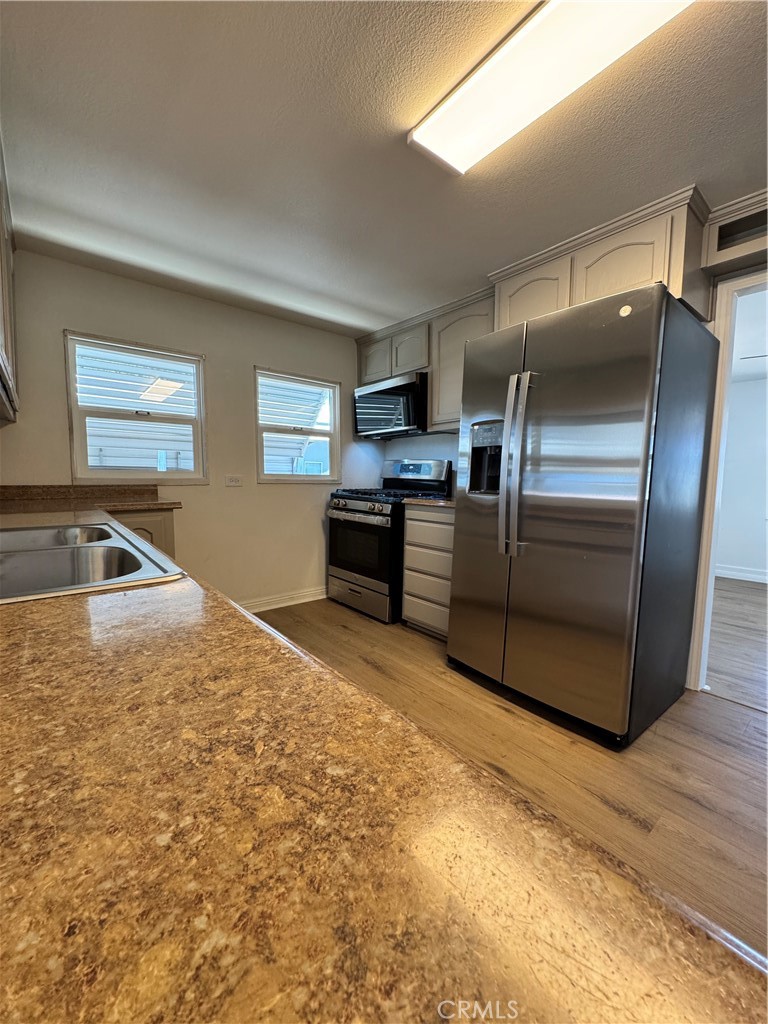 34335 County Line Road Yucaipa, CA 92320 - Photo 7 of 14