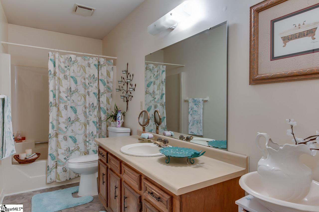 6 Roe Road Greenville, SC 29611 - Photo 19 of 25 Gallery Image 19