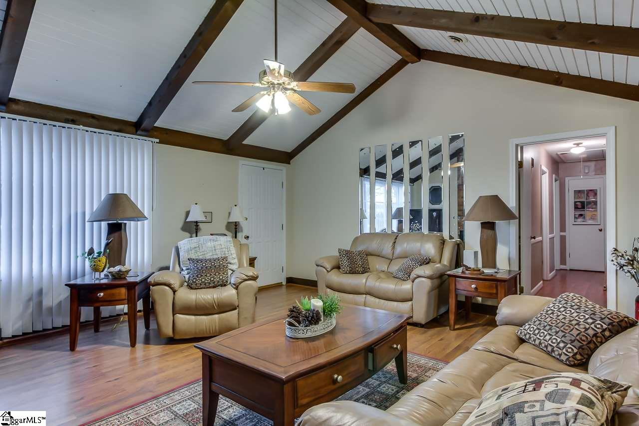 6 Roe Road Greenville, SC 29611 - Photo 6 of 25 Gallery Image 6