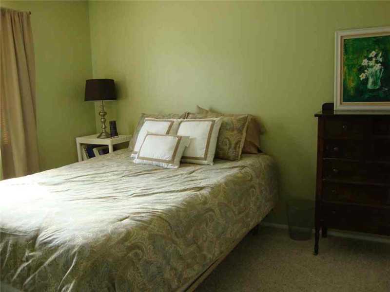 342 East Arch Street Indianapolis, IN 46202 - Photo 16 of 24