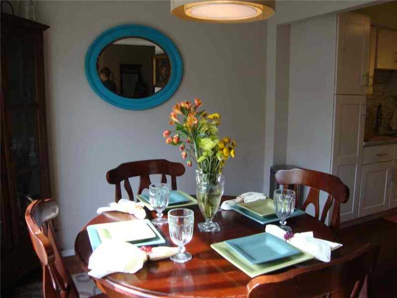 342 East Arch Street Indianapolis, IN 46202 - Photo 6 of 24