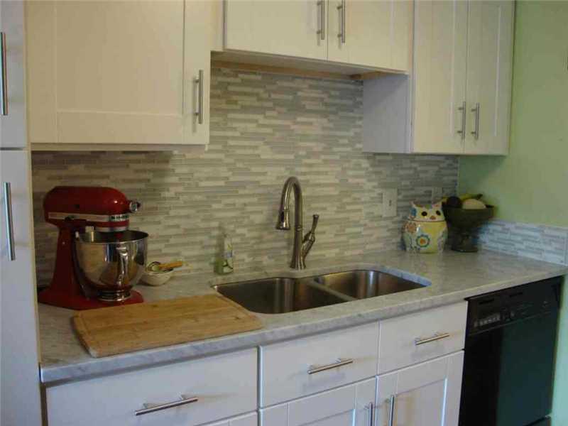 342 East Arch Street Indianapolis, IN 46202 - Photo 9 of 24