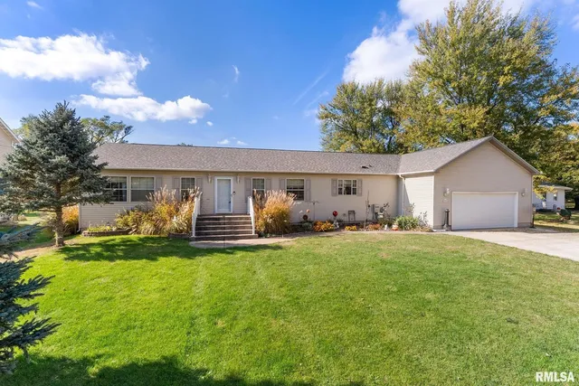 $269,900 | 225 Carroll Street, Colona, IL 61241