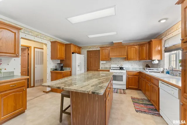 $269,900 | 225 Carroll Street, Colona, IL 61241