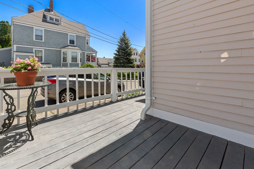 39 Beacon Street Gloucester, MA 01930 - Photo 27 of 34