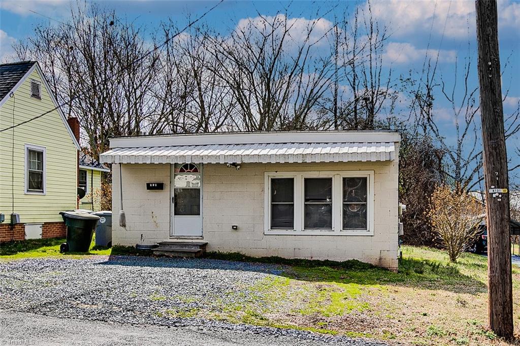 193 Hampton Road Asheboro, NC 27203 - Photo 5 of 8 Gallery Image 5