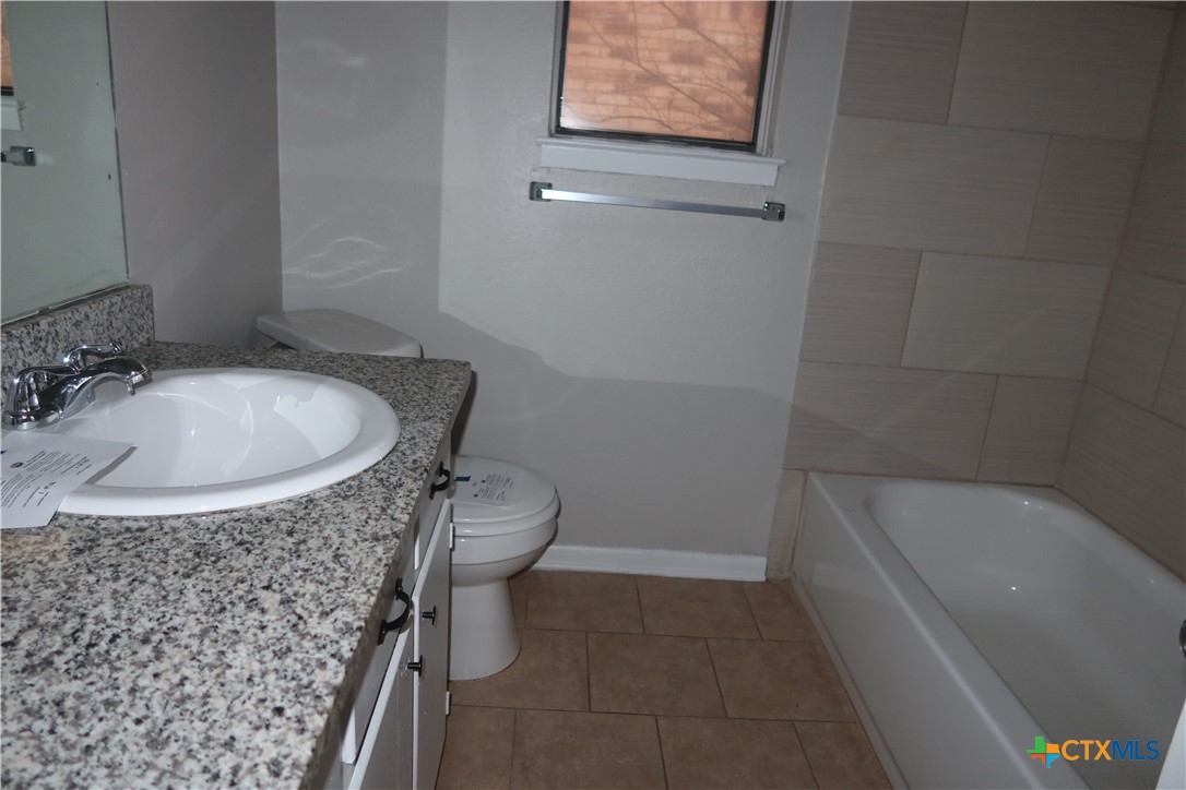 809 North 23rd Street Copperas Cove, TX 76522 - Photo 11 of 13 Bathroom 2