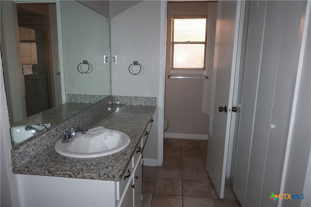 809 North 23rd Street Copperas Cove, TX 76522 - Photo 10 of 13 Bathroom 1
