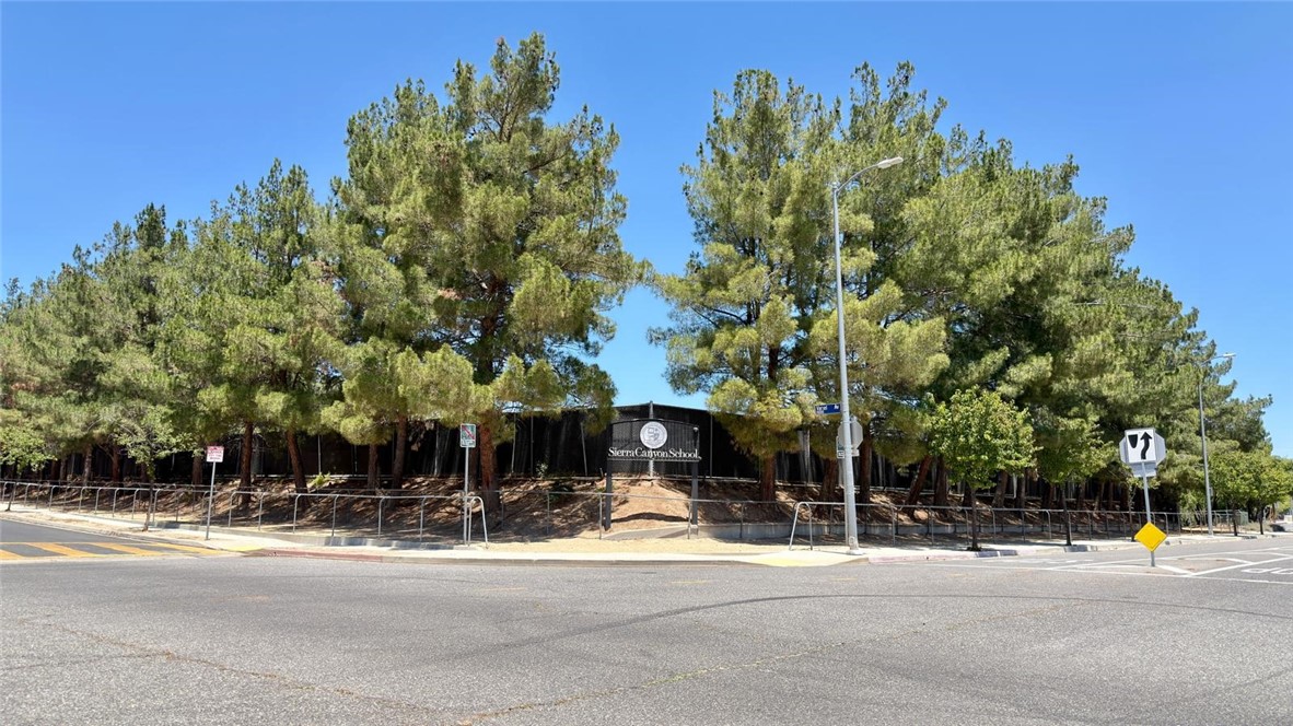 21224 West Rinaldi Chatsworth, CA 91311 - Photo 72 of 72