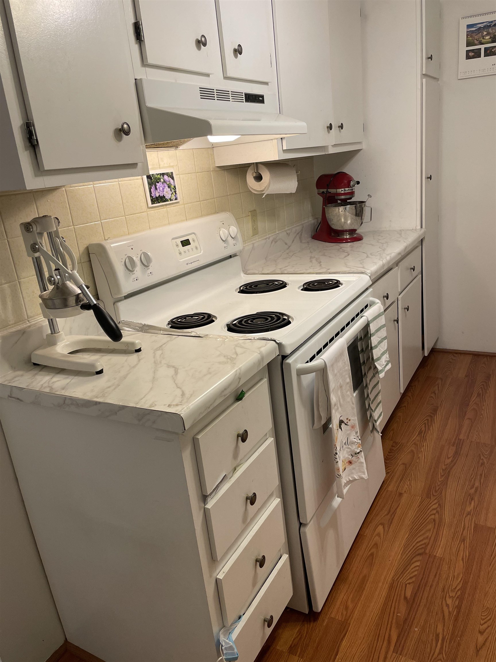 2 Strawberry Bank Road, Unit 19 Nashua, NH 03062 - Photo 2 of 13