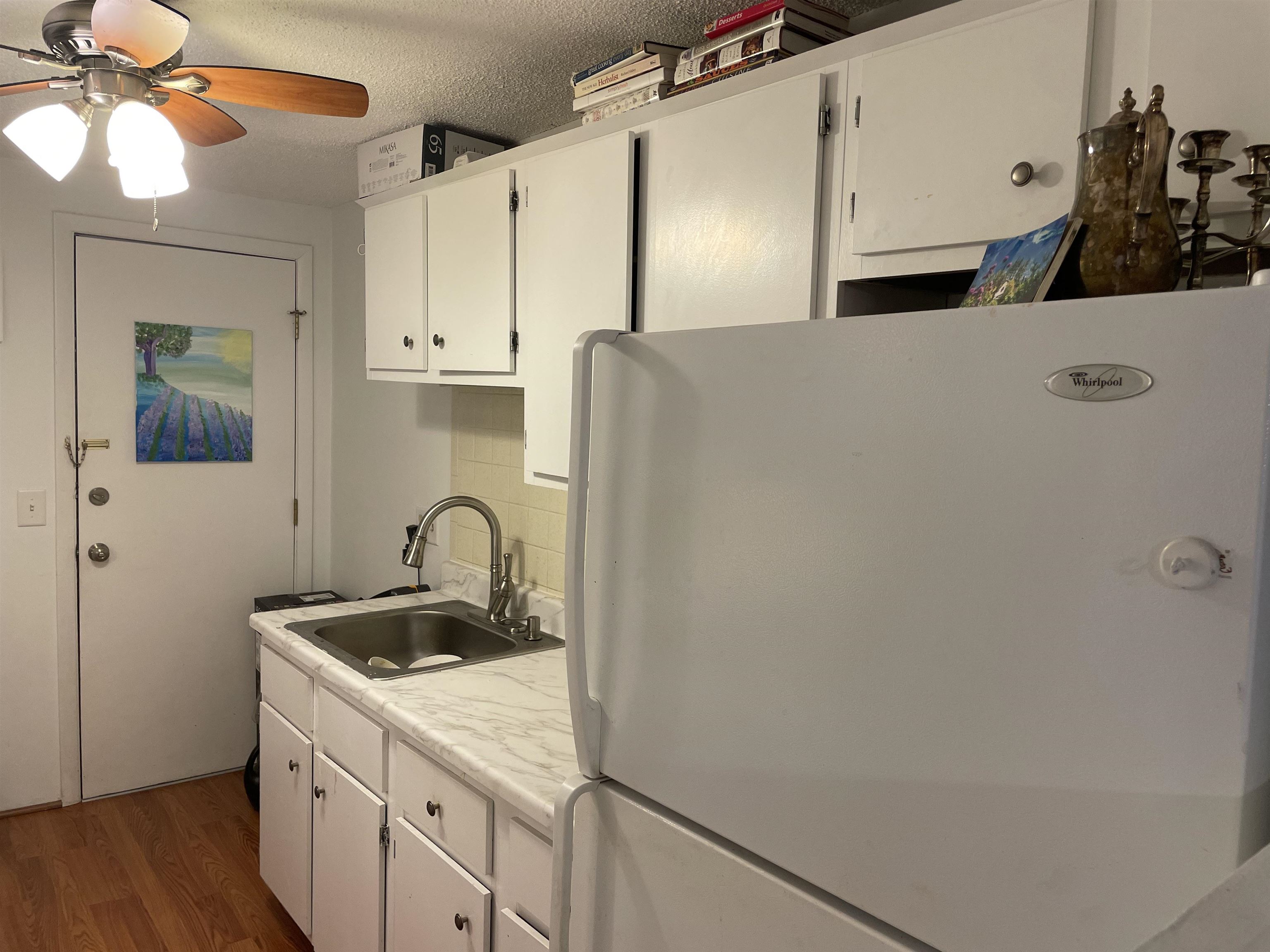 2 Strawberry Bank Road, Unit 19 Nashua, NH 03062 - Photo 3 of 13