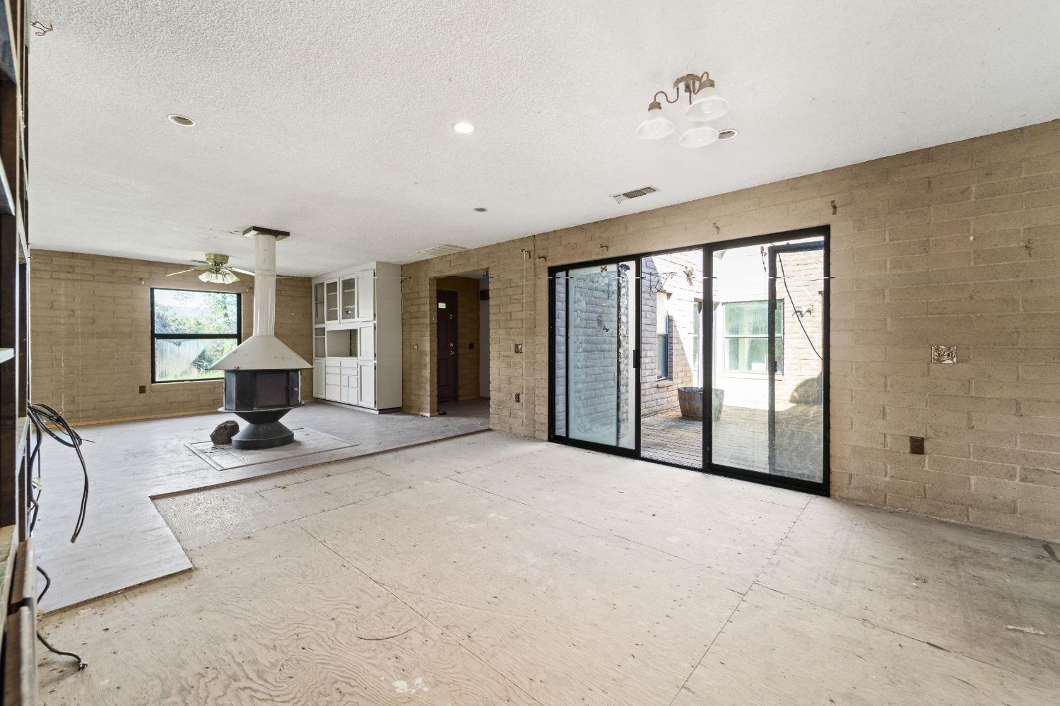 15595 Highway 16 Capay, CA 95607 - Photo 7 of 68 a view of an empty room