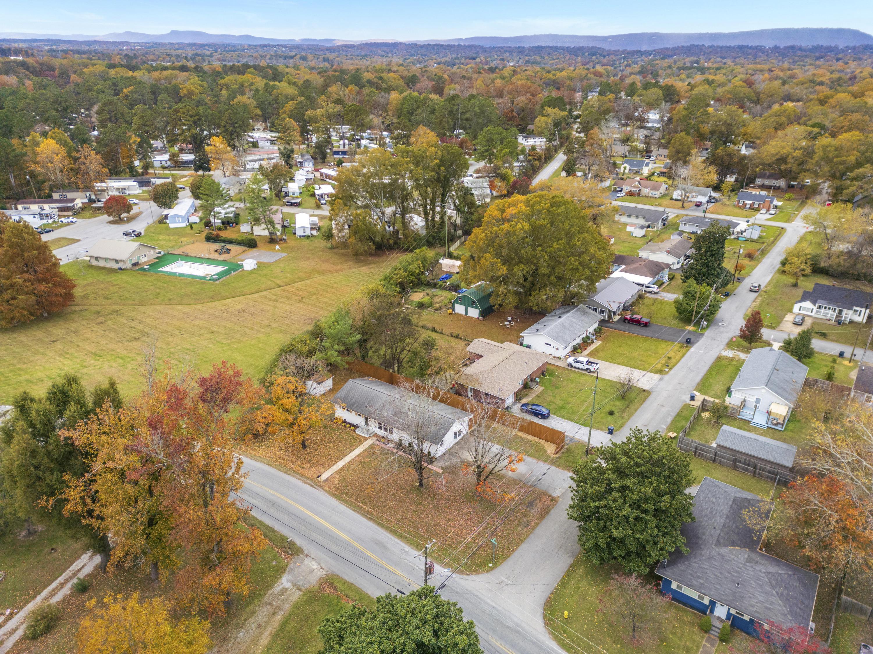 1701 South Mack Smith Road Chattanooga, TN 37412 - Photo 11 of 43 2025_11_November_1701_S_Mack_Smith_Rd_00