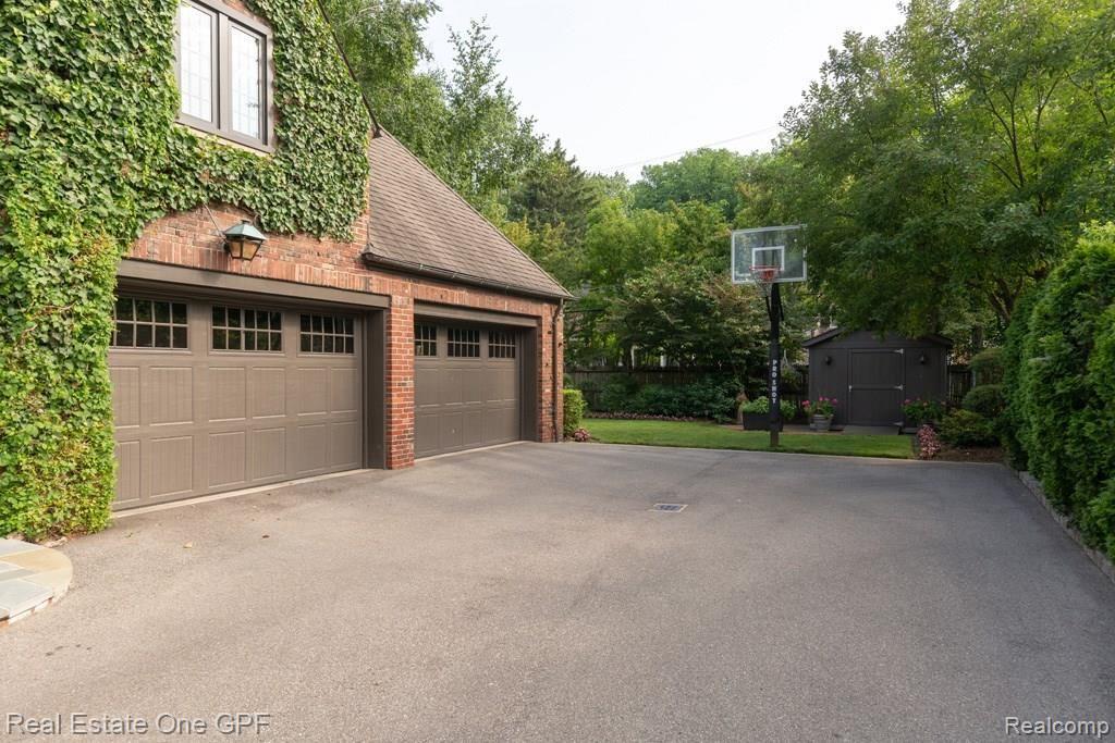 97 Vendome Road Grosse Pointe, MI 48236 - Photo 55 of 62 97VendomeRd-51.jpg