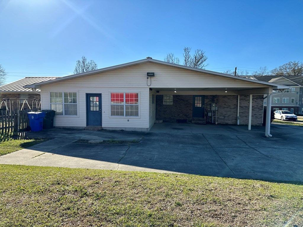 694 Drew Road Dothan, AL 36303 - Photo 5 of 37
