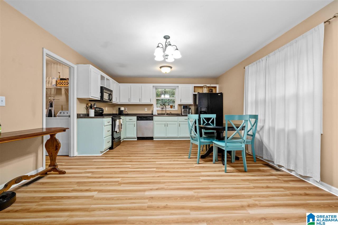 703 Isbell Road Odenville, AL 35120 - Photo 7 of 21