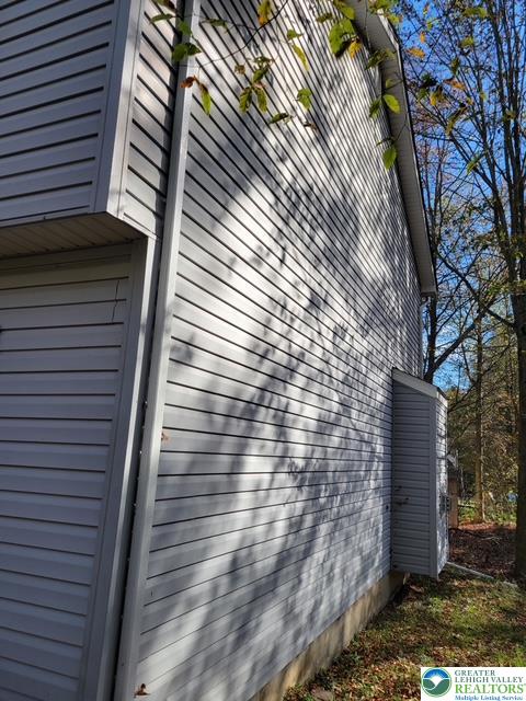 2137 Freedom Way Pocono Summit, PA 18346 - Photo 4 of 33